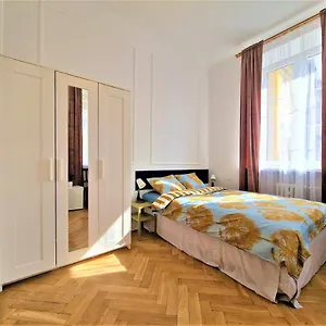 J&w Swietojanska , Warszawa Polska